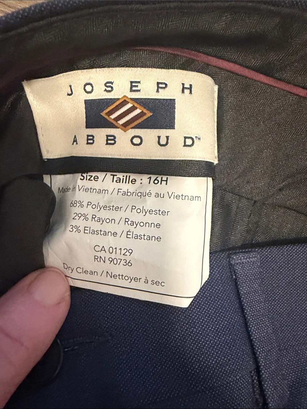 Joseph Abboud Navy Boys' Suit size 14/16